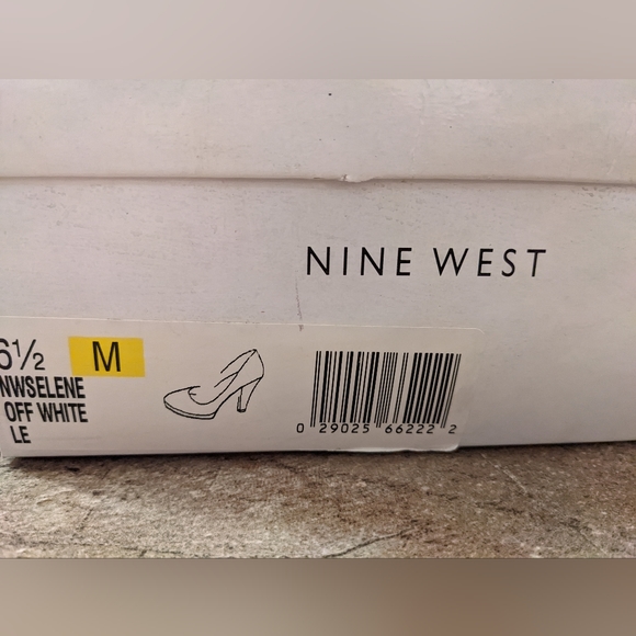 Stunning Nine West off white heels women size 6.5 - Picture 4 of 5